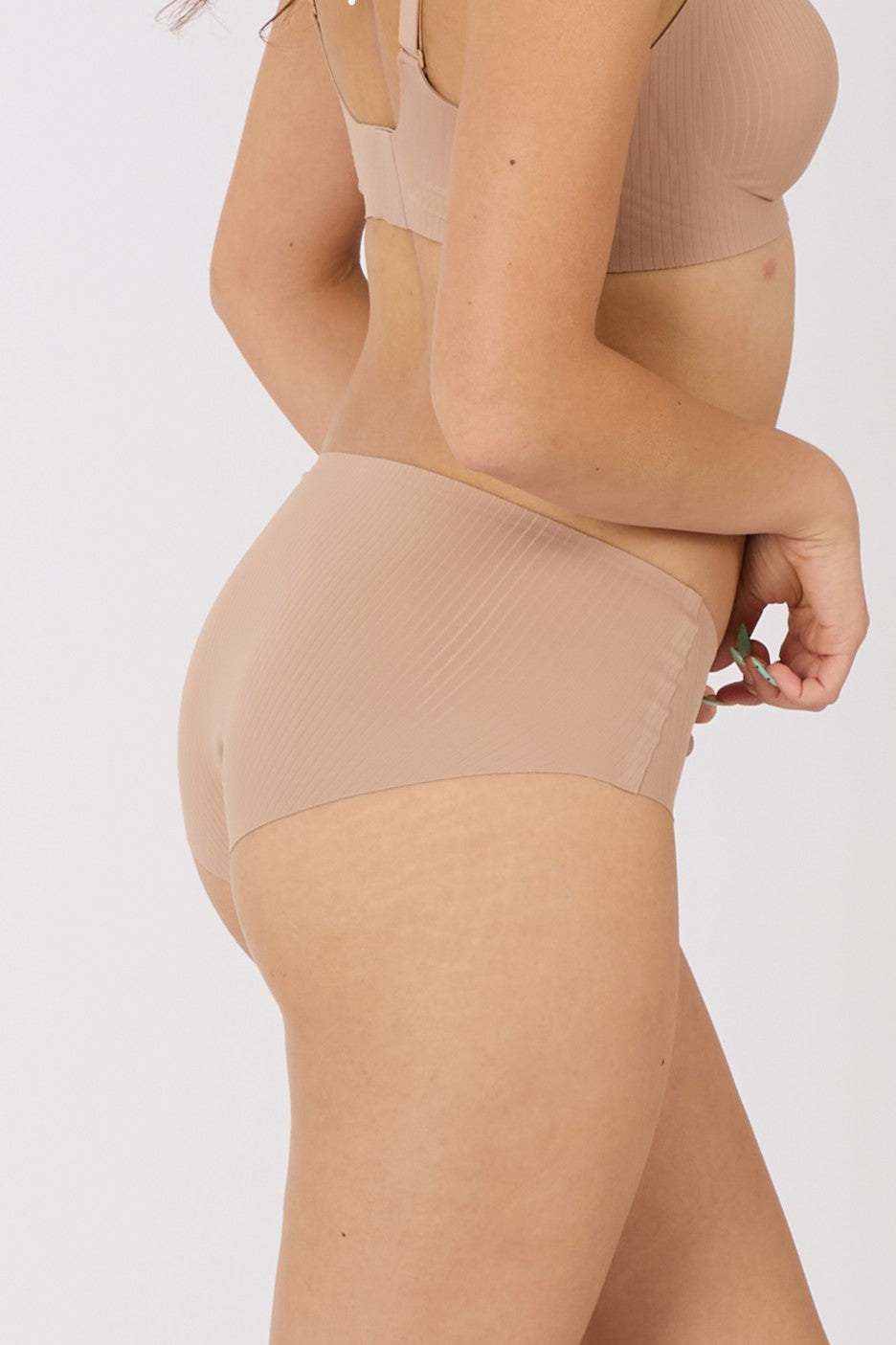 Seamless Hiphugger Panty