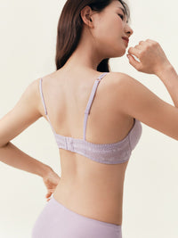 Wired Lace Medium Pad Bra