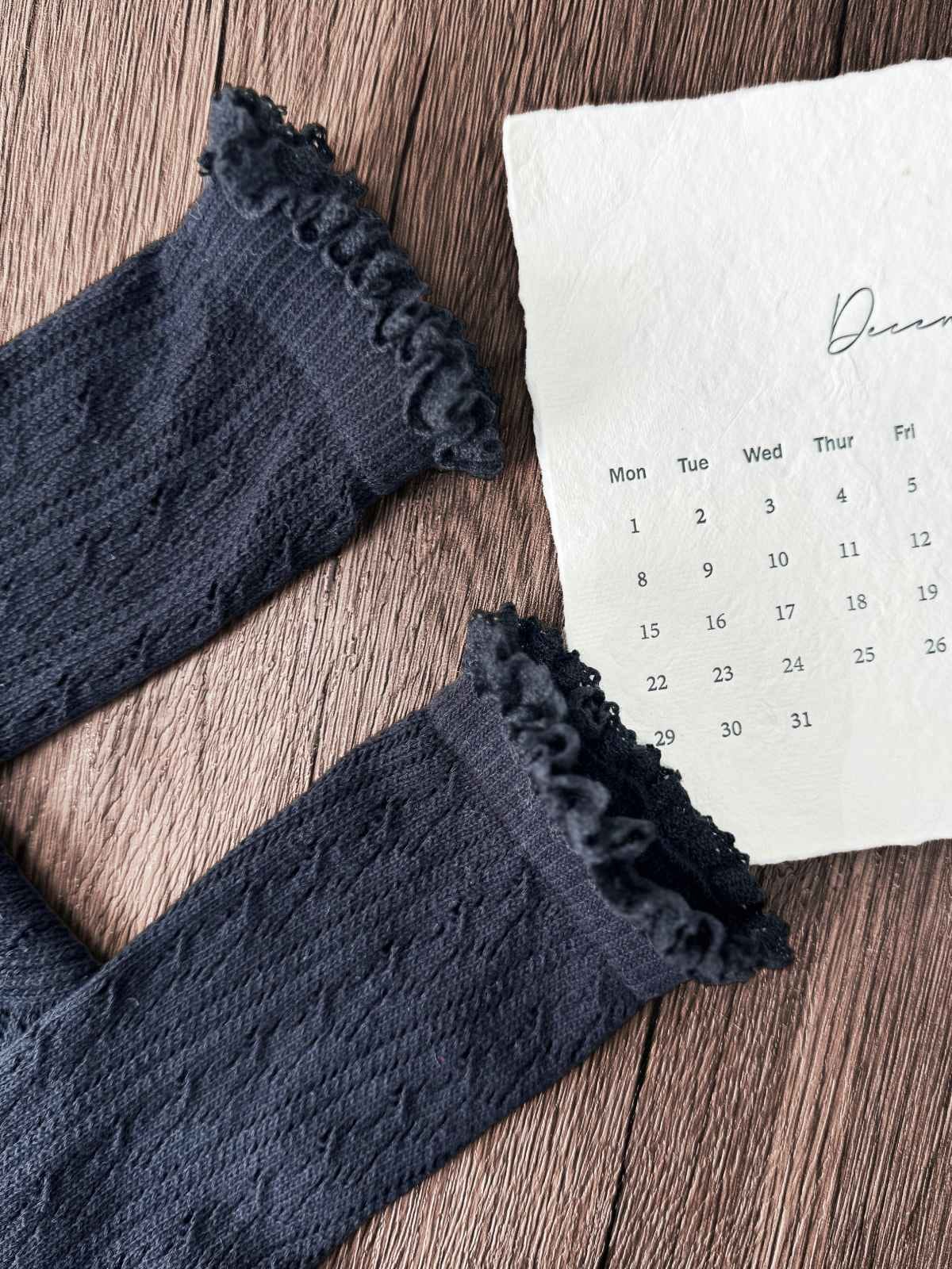 Plain Over-The-Knee Socks - 8S6-Black