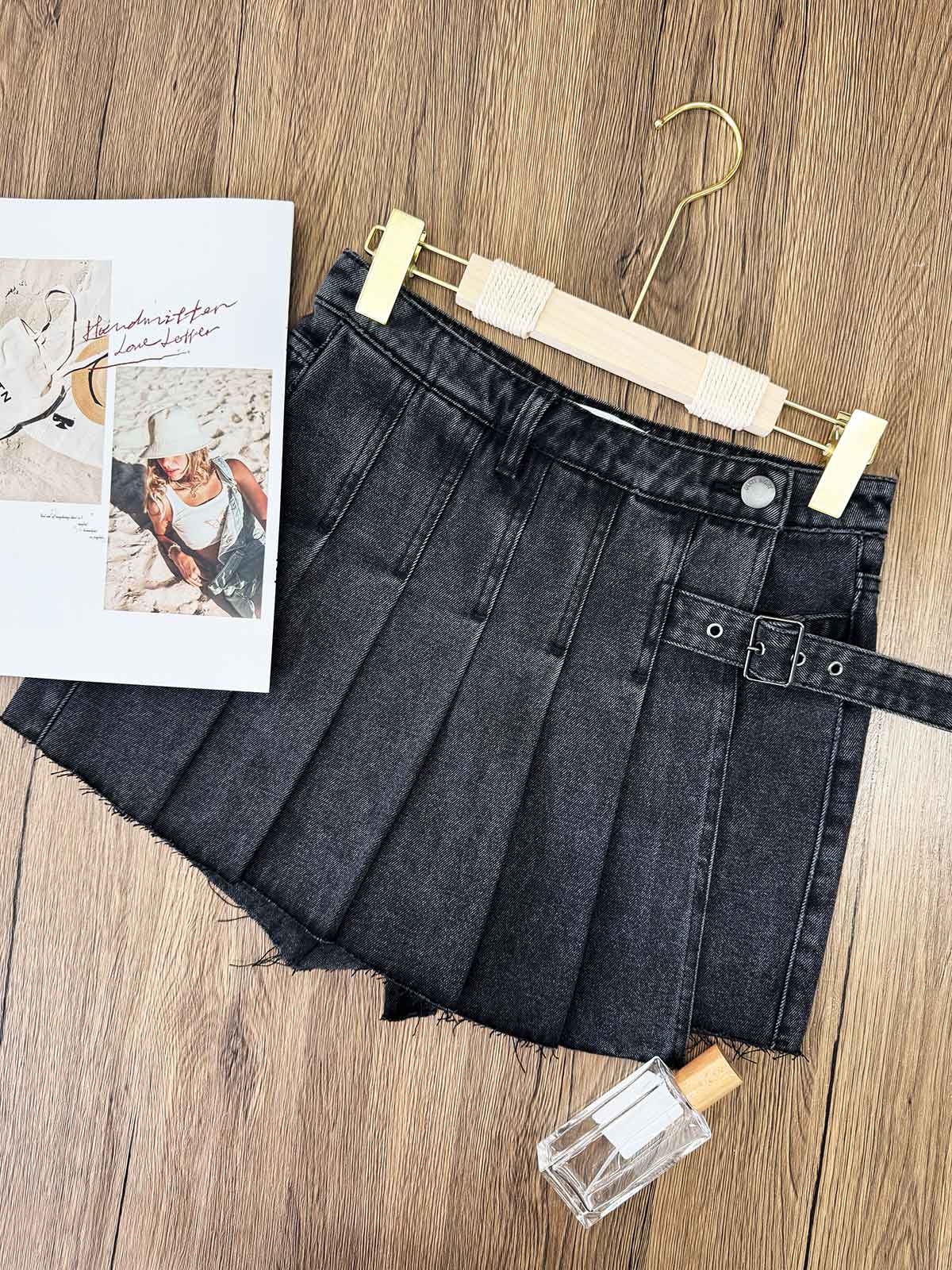 ADALINE, Pleated Denim Skorts - 8S6-DarkGreyDenim